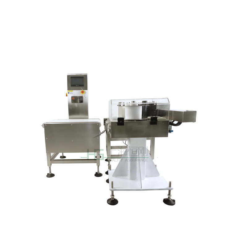 <b>生產(chǎn)廠家定制在線稱重貼標機</b>